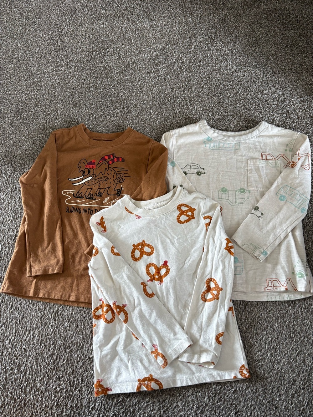 Cat & Jack, Grananimals White & Cream Long-Sleeve Graphic Tees Set
